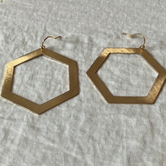 Unbranded: Brushed Gold Tone Hexagon Earrings - Picture 6 of 12